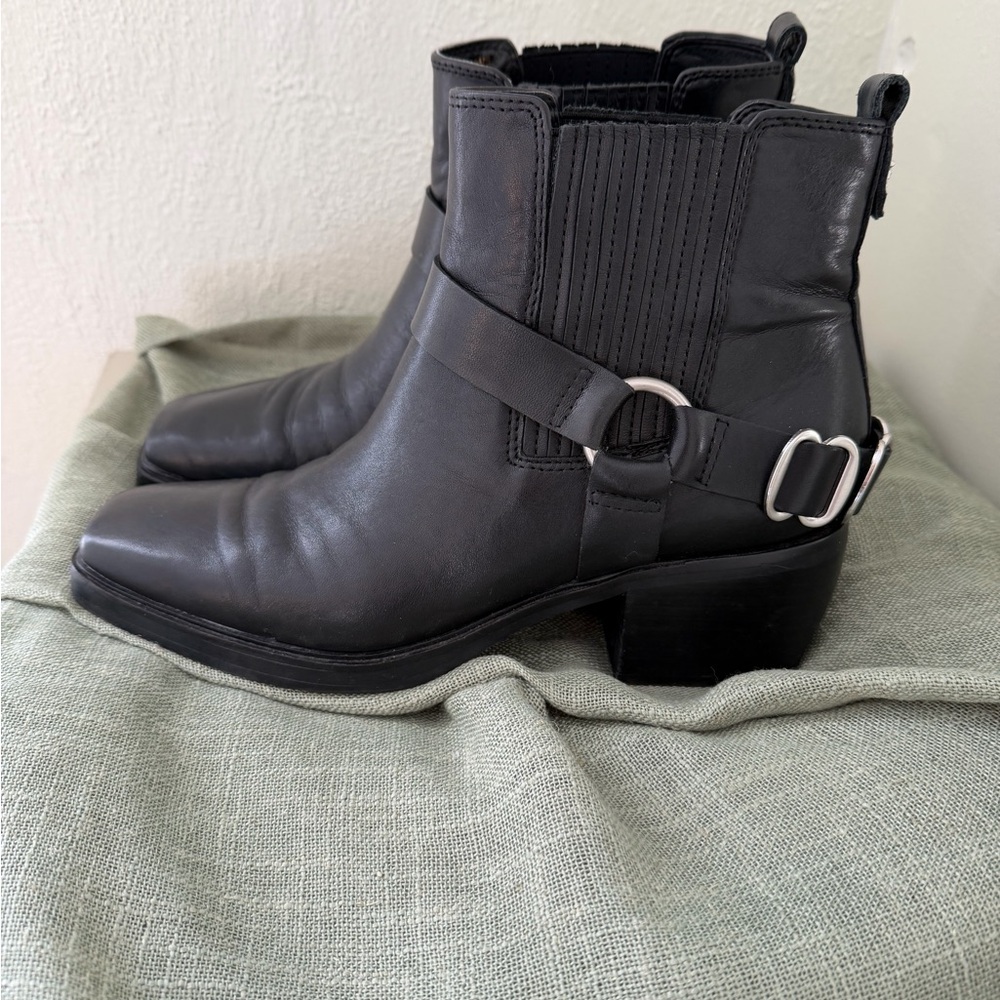 Sam Edelman Black Leather Ankle Booties